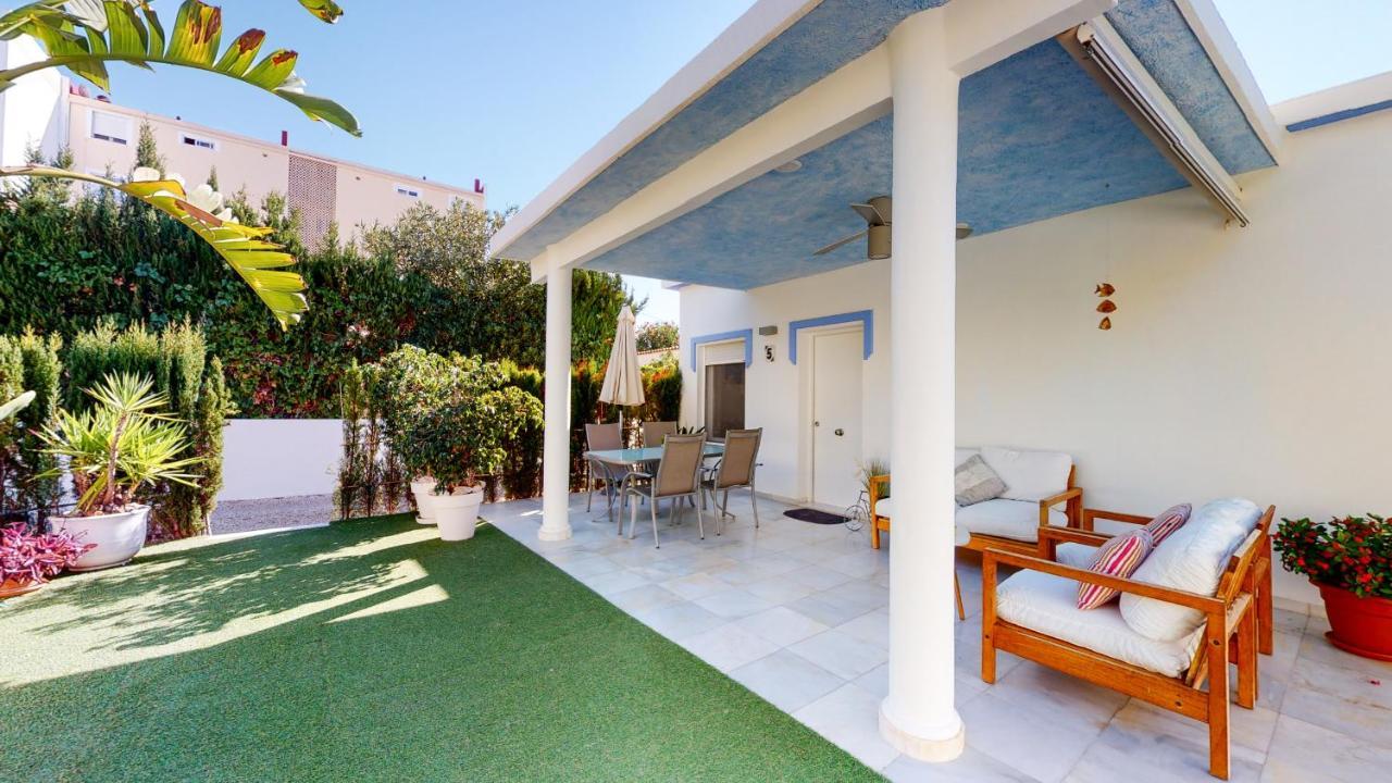 Nhà nghỉ Juan Miguel By Family Homes Denia
