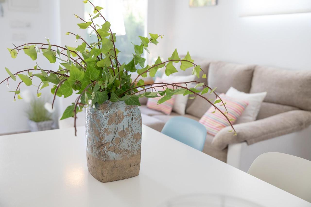 Nhà nghỉ Juan Miguel By Family Homes *